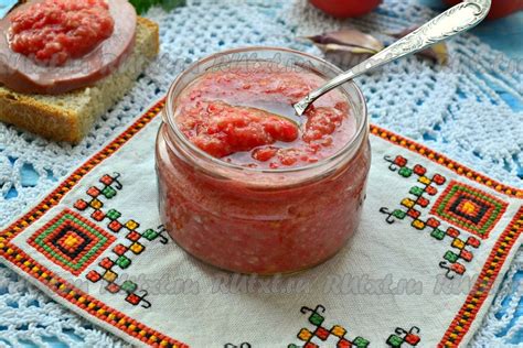 Варианты использования аджики из томатов в кулинарии