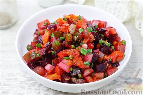 Вегетарианский винегрет с тыквой и гранатом