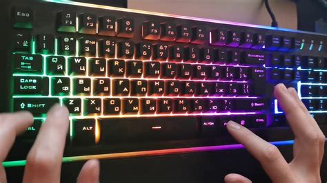Включите режим подсветки клавиатуры