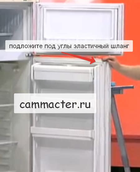 Возможная причина: проблемы с уплотнителем на дверце холодильника