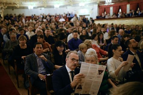 Возможности онлайн-покупки билетов в драмтеатре