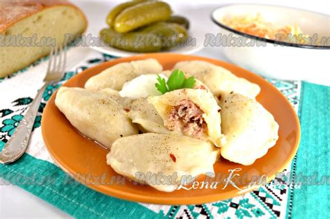 Выбираем ингредиенты для вареников с капустой и мясом