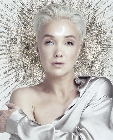 Главная героиня сериала "Наследники"