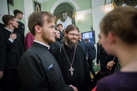 Духовная поддержка и коммуникация в общине верующих