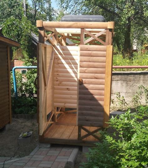 Душ на даче: как выбрать оптимальный вариант