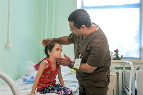 Загадочная личность маленькой героини