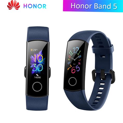 Зарядите Honor Band 5 и Samsung
