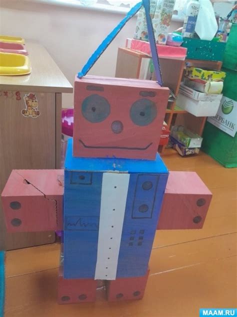Изготовление основы робота из картона