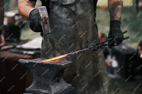 Использование заклинаний на наковальне
