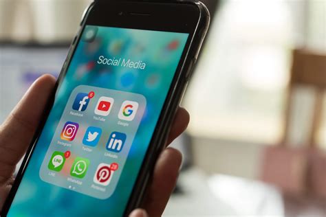История слияния Facebook и WhatsApp