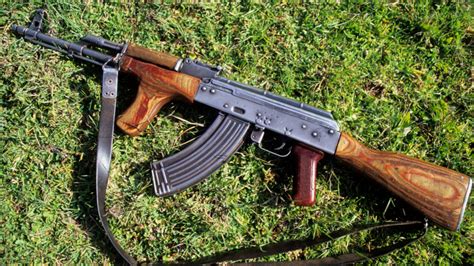 История создания и развития бренда Калашников