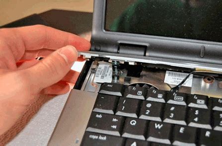 Как включить ноутбук Toshiba без кнопки питания