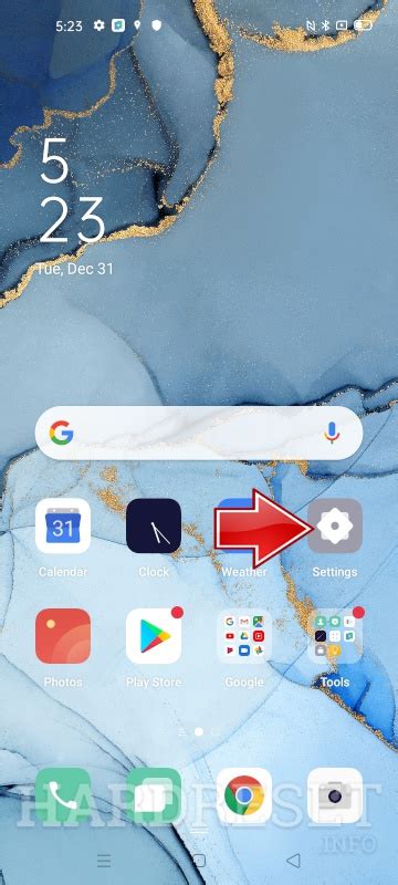 Как включить телефон Oppo Reno 7