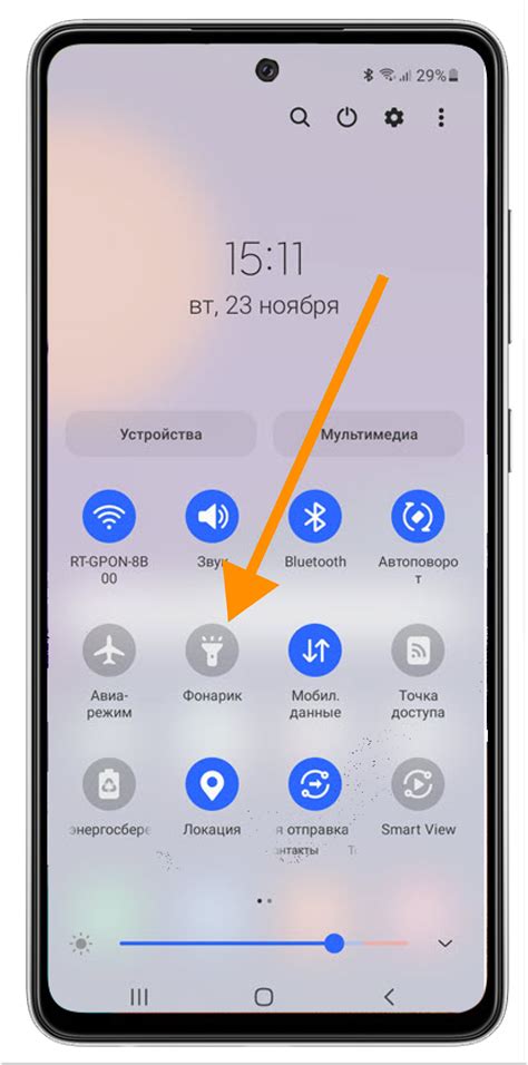 Как включить фонарик на телефоне