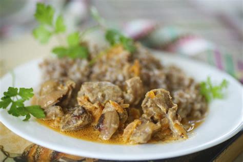 Как выбрать куриные желудки и картошку для блюда