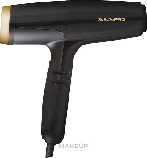 Как держать фен Babyliss Pro при сушке волос