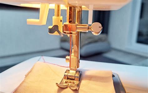 Как настроить натяжение нитки на швейной машинке Janome