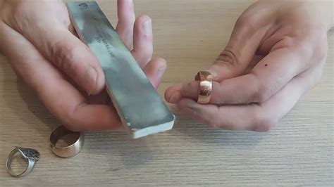 Как определить пятна на серебре