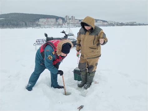 Как правильно подготовиться к установке сетей под лед на водоеме