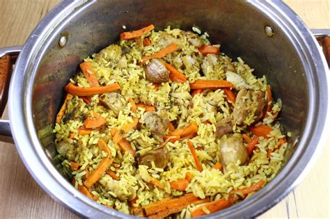 Как приготовить аппетитный плов из курицы с использованием жаровни на плите