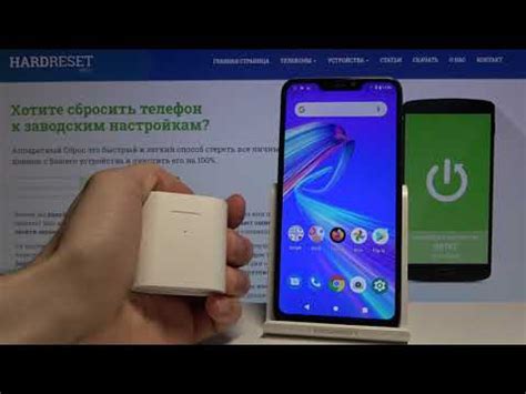 Как соединить наушники с телефоном