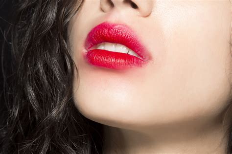 Как эффективно удалить тинт с губ: действенные советы и методы