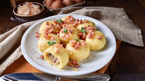 Клецки с сыром: как приготовить вкусное блюдо на все случаи жизни