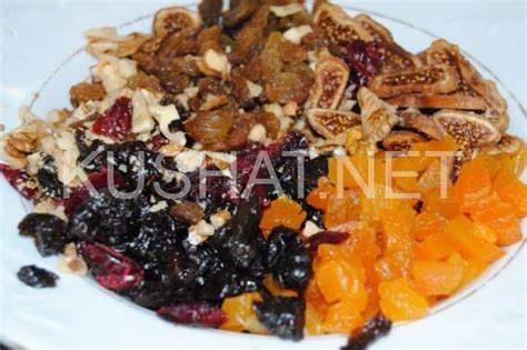 Кутья с медом и яркими фруктами
