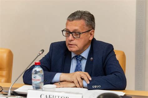 Манипуляции со стороны платформ