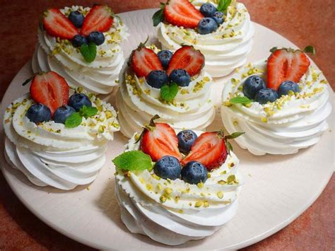 Муссовые пирожные: легкий и вкусный десерт в домашних условиях