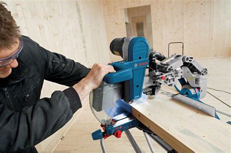 Настройка торцовочной пилы с протяжкой Bosch