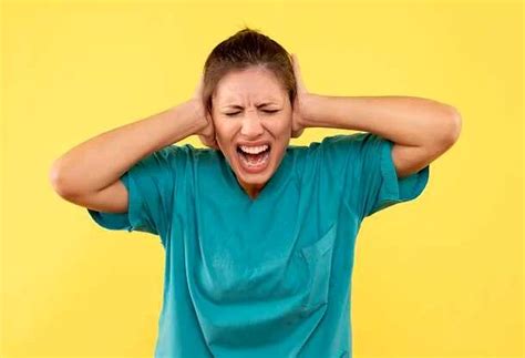Нетрадиционные методы избавления от шума в ушах: мифы и реальность