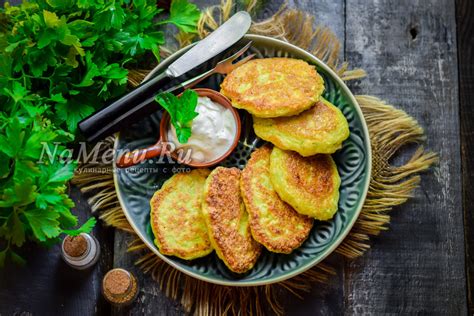 Оладьи с манкой: самые вкусные рецепты для завтрака