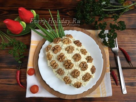 Основные ингредиенты салата ананас