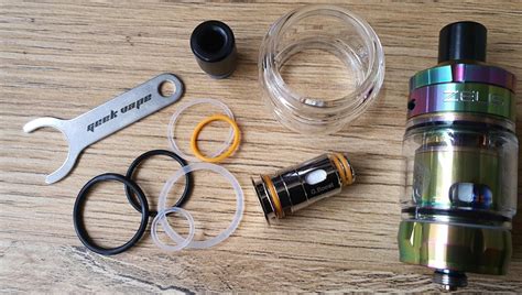 Основные компоненты Geek Vape Nano гида