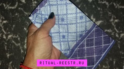 Особенности выбора платка после похорон