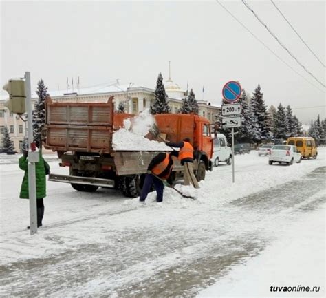 Очистка снега и льда перед движением