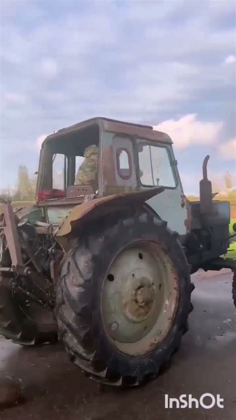 Первые штрихи рисунка МТЗ 82