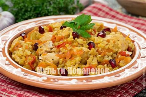 Плов в мультиварке с курицей Редмонд: пошаговый рецепт