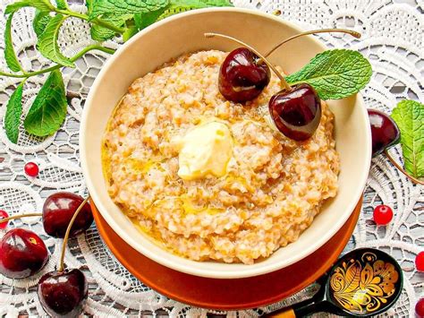 Подача и подливки к пшеничной каше