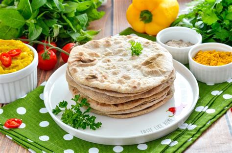Подача и хранение готовых лепешек роти