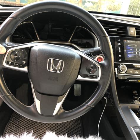 Подробные действия настройки времени в Honda Civic 4D