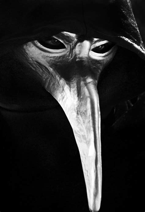 Познакомьтесь с персонажем SCP-049