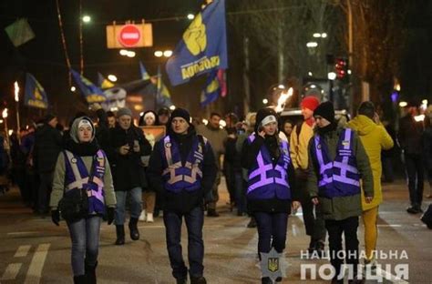 Полиция расширяет условия приема