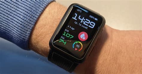 Пользование Huawei Band 7 для измерения давления