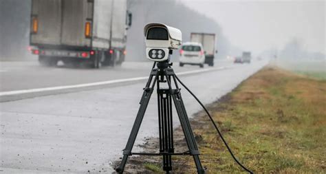 Преимущества использования дорожных камер в строительстве дорог