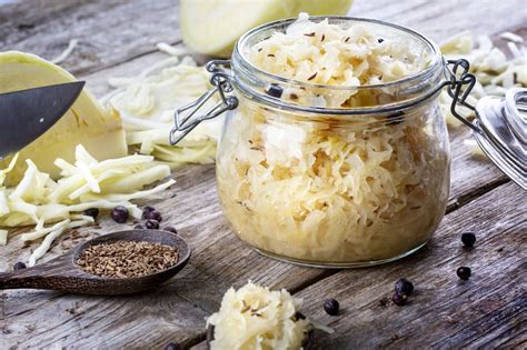 Преимущества квашеной капусты для детского организма