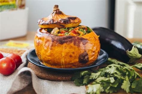 Приготовление тыквы с мясом в духовке без особых усилий