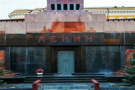 Причины неработоспособности Мавзолея в Москве