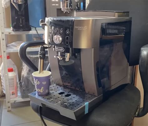 Профилактическая очистка кофемашины Delonghi без проблем